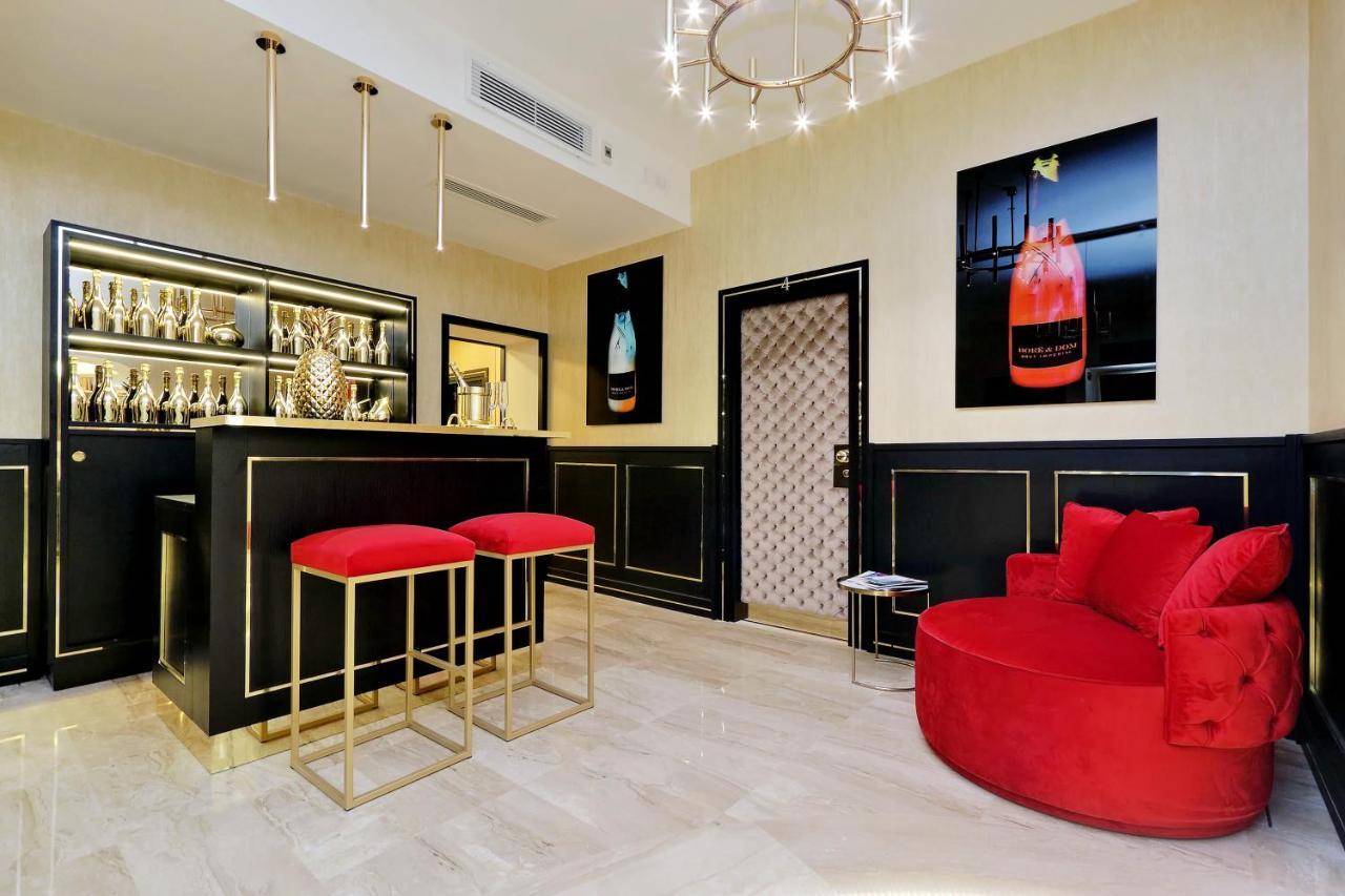 Trevi Diamond Luxury Suites&Jacuzzi Roma Exterior foto