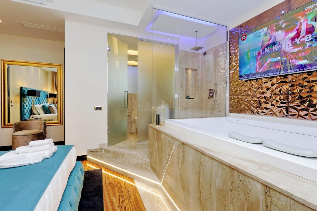 Trevi Diamond Luxury Suites&Jacuzzi Roma Exterior foto