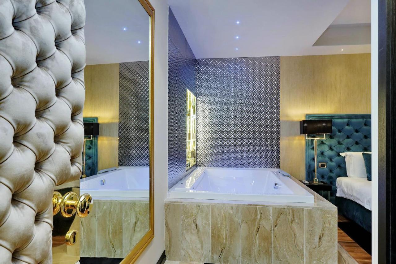 Trevi Diamond Luxury Suites&Jacuzzi Roma Exterior foto